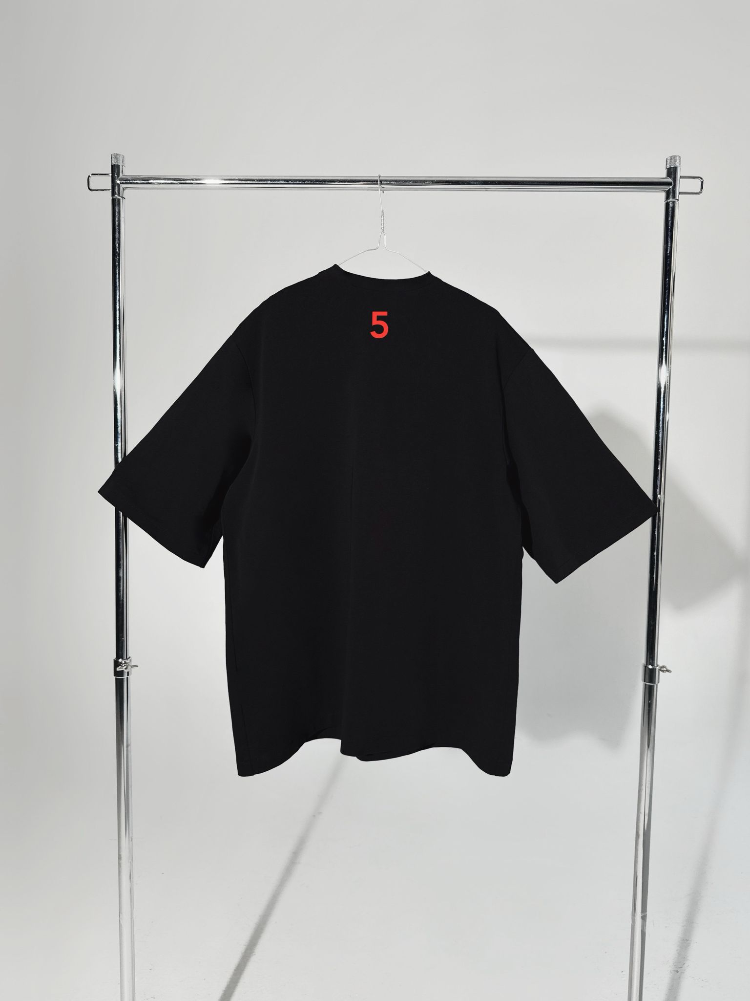 ESSENTIAL OVERSIZED T SHIRT ONYX BACK