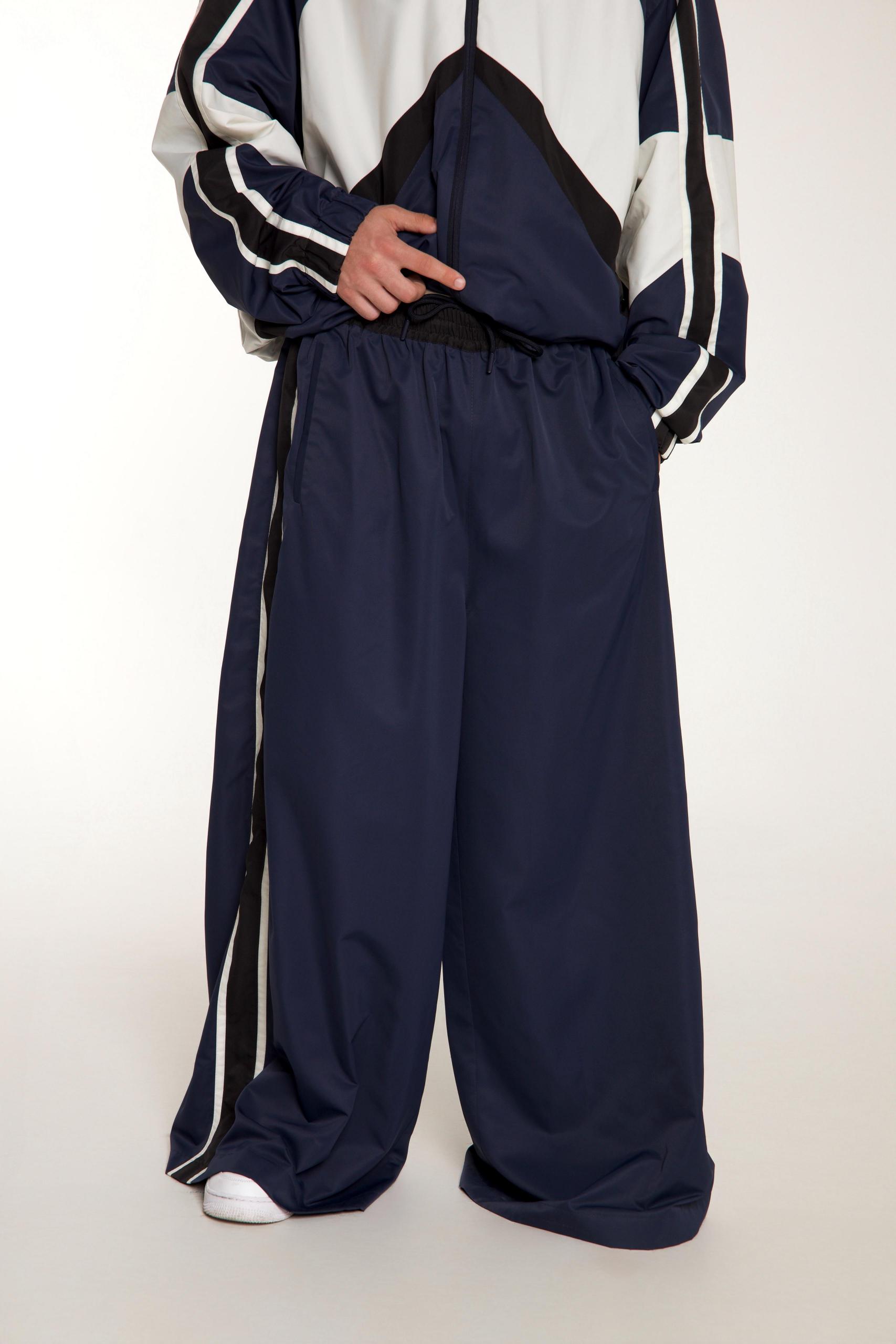 555 ESSENTIAL ZIP SWEATSUIT BLUE SET